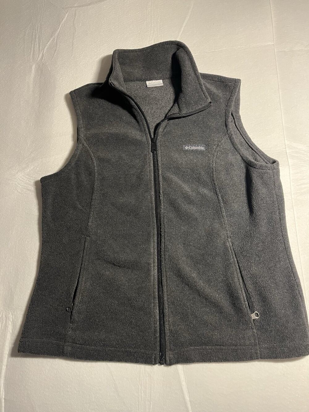 Columbia Men’s XL Gray Fleece Vest Full Zip Zip Pockets Outdoor Hiking